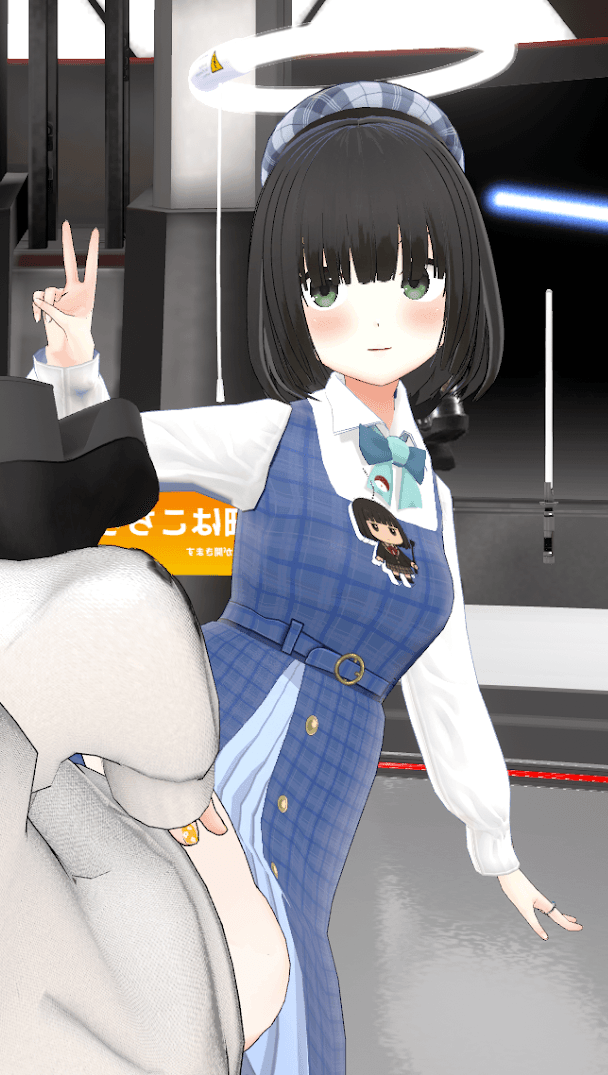 青いチェック衣装と緑の瞳が印象的なスパ子