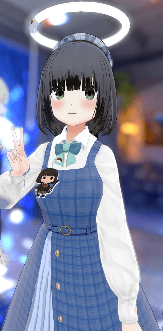胸元の小さなマスコットを添えたスパ子